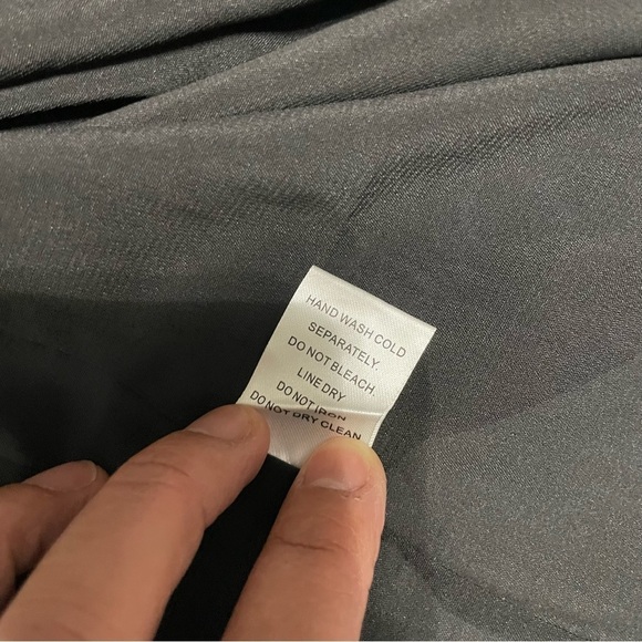 Signature 8 Kiss and love Romper size L. - Picture 11 of 11